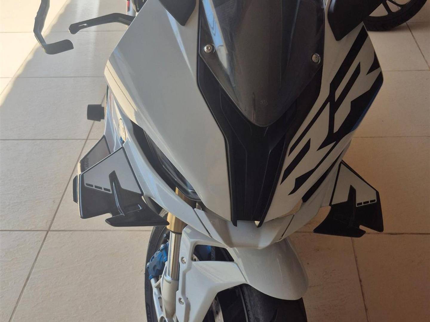 BMW S 1000 RR M - Imagem 4