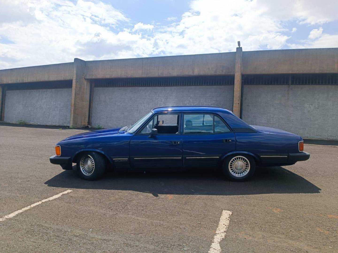 OPALA 2.5 DIPLOMATA SE 8V 4P - Imagem 3