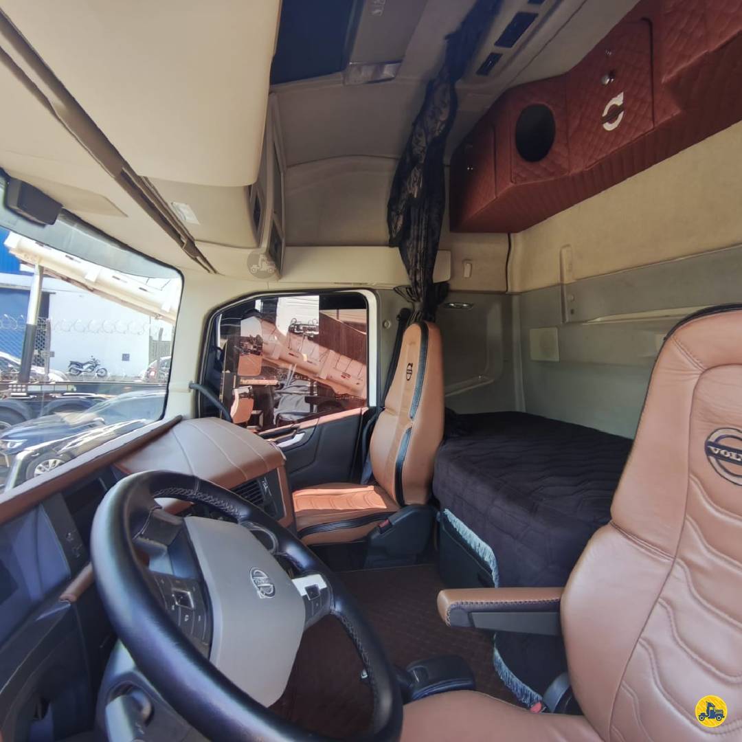 VOLVO FH 460 2017/2018 - Imagem 9