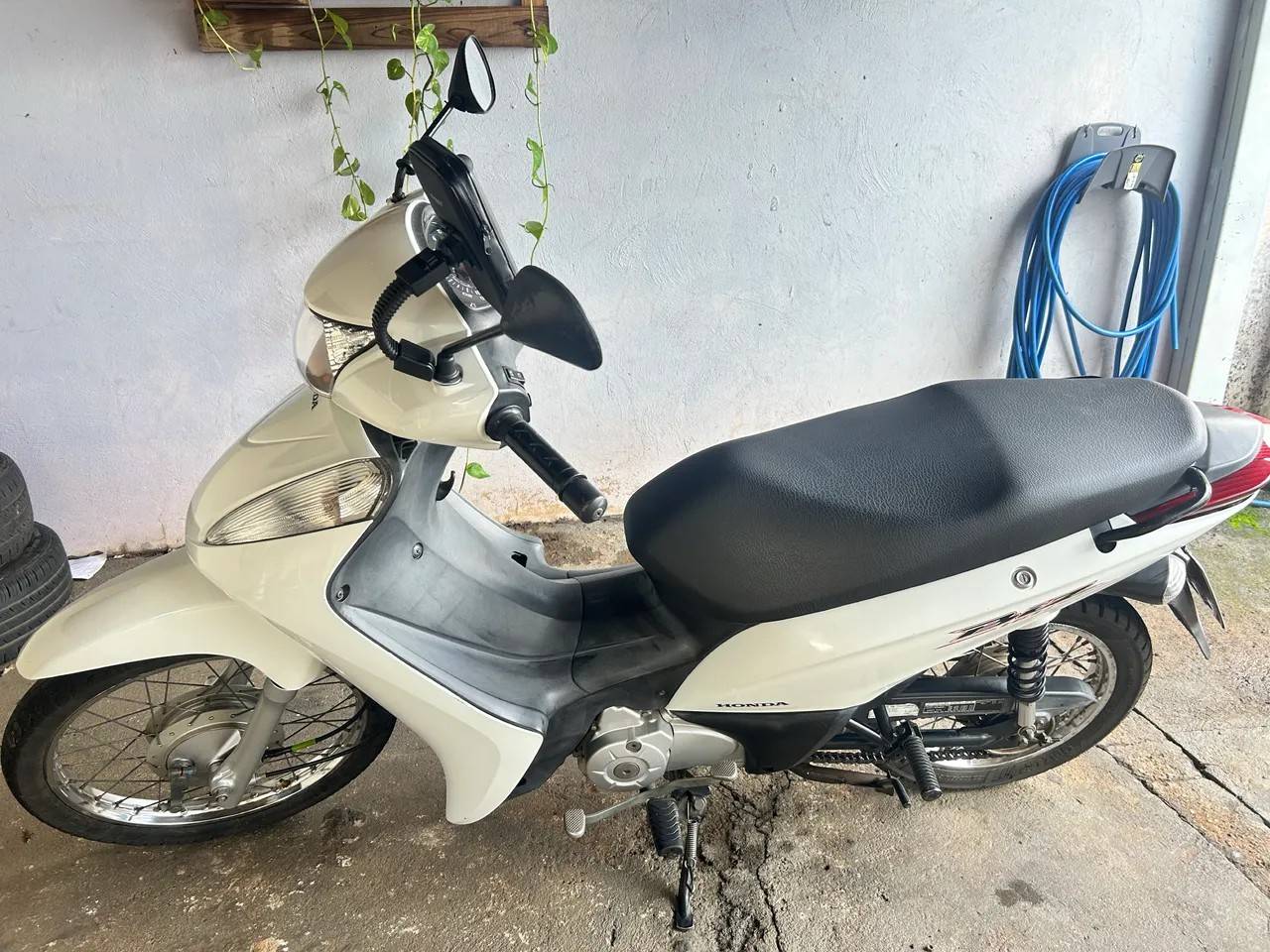 HONDA BIZ 2017 em ótimo estado - Imagem 5