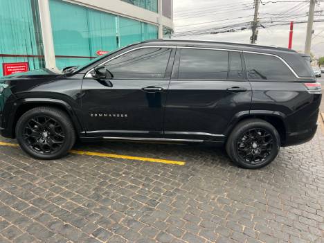 Jeep Commander Overland T270 1.3 TB Flex AUT 2023 - Imagem 3