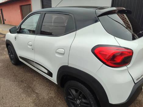 Renault Kwid Intense 1.0 Flex 12V 5P Mec. 2018 - Imagem 3