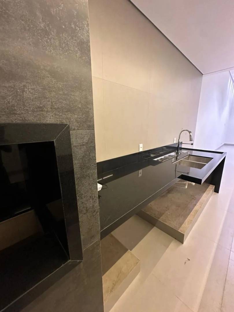 Casa Alto Padrão Novo Mundo - Imagem 4