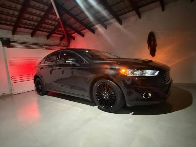 Ford Fusion Titanium 2.0 Gtdi Eco. FWD Aut. 2015 - Imagem 1