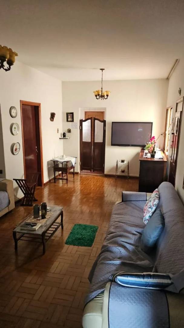 Alugo quarto - Imagem 2