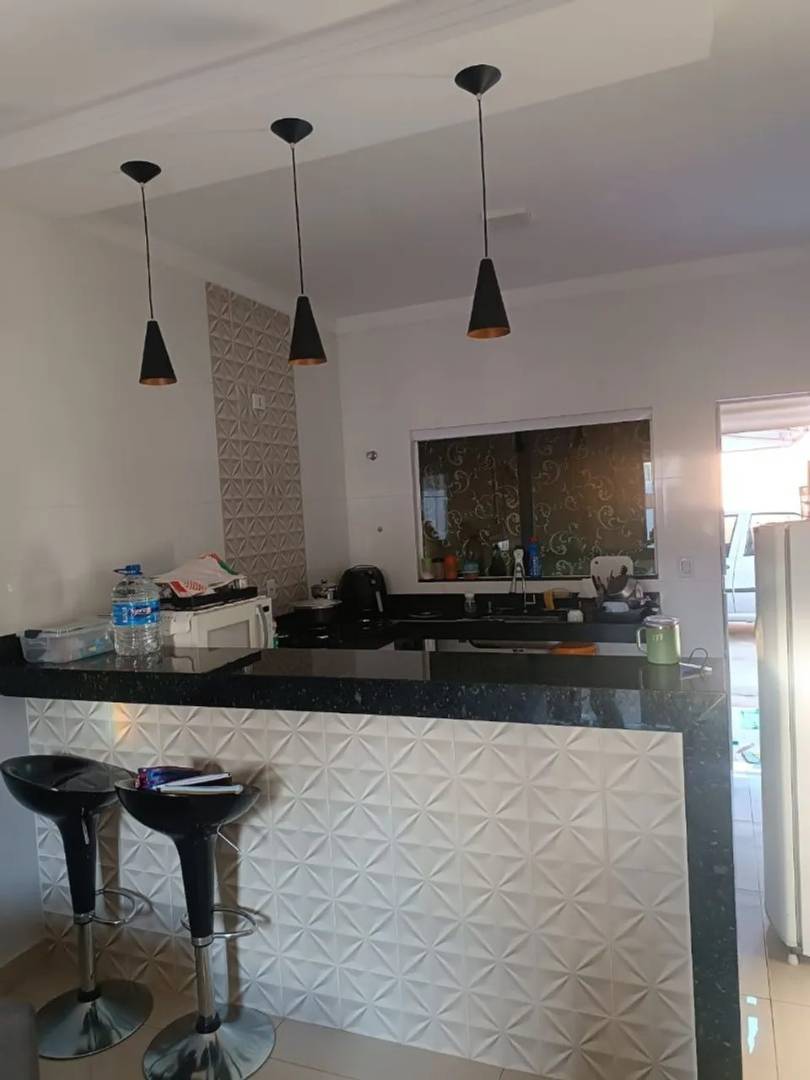 Casa semi nova a venda no bairro jardim holanda - Imagem 5