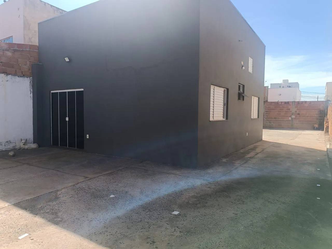 Casa semi nova a venda no bairro jardim holanda - Imagem 2