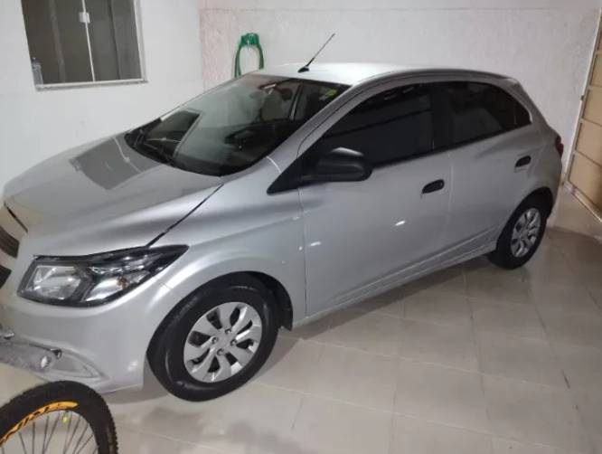 Chevrolet Onix JOY Hatch 1.0 8V Flex Mec. 4P 2019 - Imagem 5