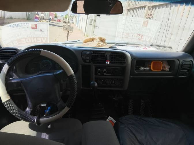 Chevrolet S10 P-up Colina 2.8 TDI 4x2/4x4 CD Dies. 2009 - Imagem 4