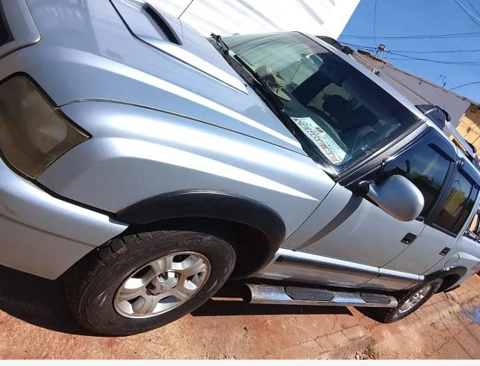 Chevrolet S10 P-up Colina 2.8 TDI 4x2/4x4 CD Dies. 2009 - Imagem 1
