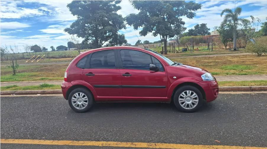 Citroen C3 GLX 1.4/ GLX Sonora 1.4 Flex 8V 5P 2011 - Imagem 2