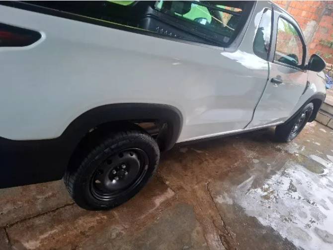Fiat Strada Endurance 1.4 Flex 8V CS Plus 2023 - Imagem 9