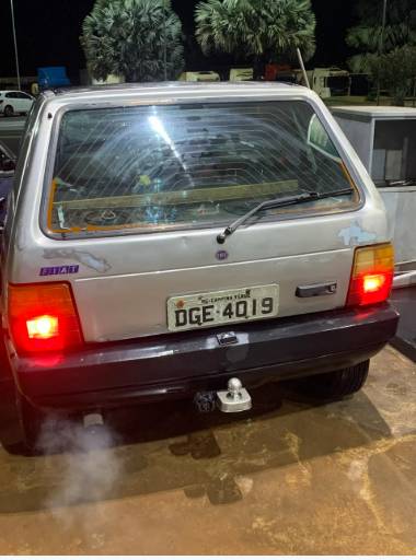 Fiat Uno Mille 1.0 Fire/ F.flex/ Economy 4P 2002 - Imagem 2