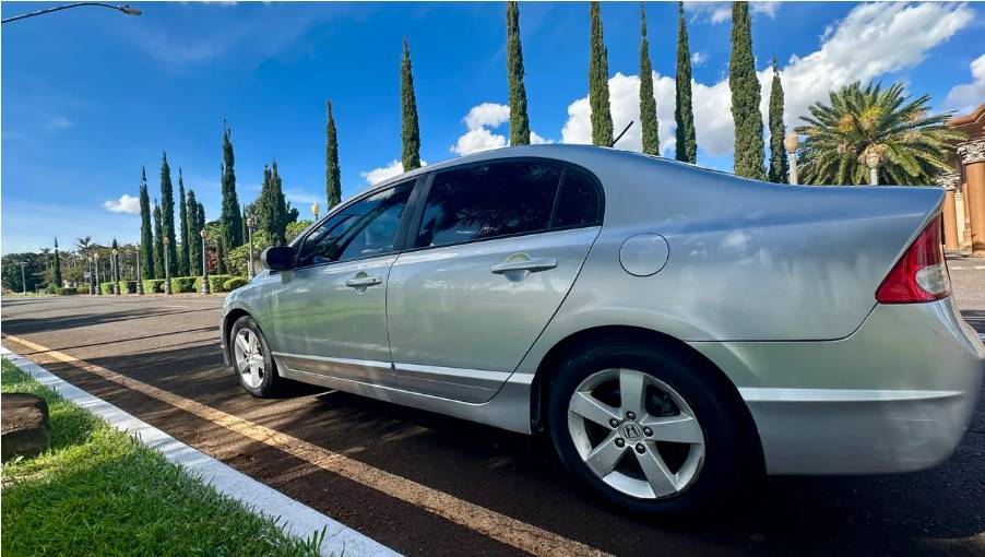 Honda Civic Sedan LXS 1.8/1.8 Flex 16V Mec. 4P 2009 - Imagem 7