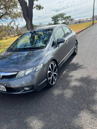 Honda Civic Sedan LXS 1.8/1.8 Flex 16V Mec. 4P 2010 - Imagem 1