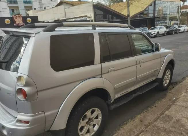 Mitsubishi Pajero Sport HPE 2.5 4X4 Diesel Aut. 2010 - Imagem 3