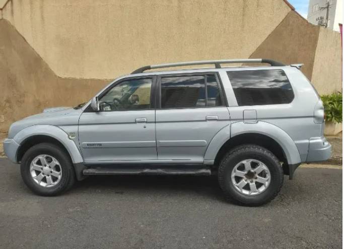 Mitsubishi Pajero Sport HPE 2.5 4X4 Diesel Aut. 2010 - Imagem 5