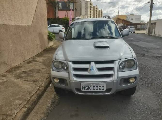 Mitsubishi Pajero Sport HPE 2.5 4X4 Diesel Aut. 2010 - Imagem 1
