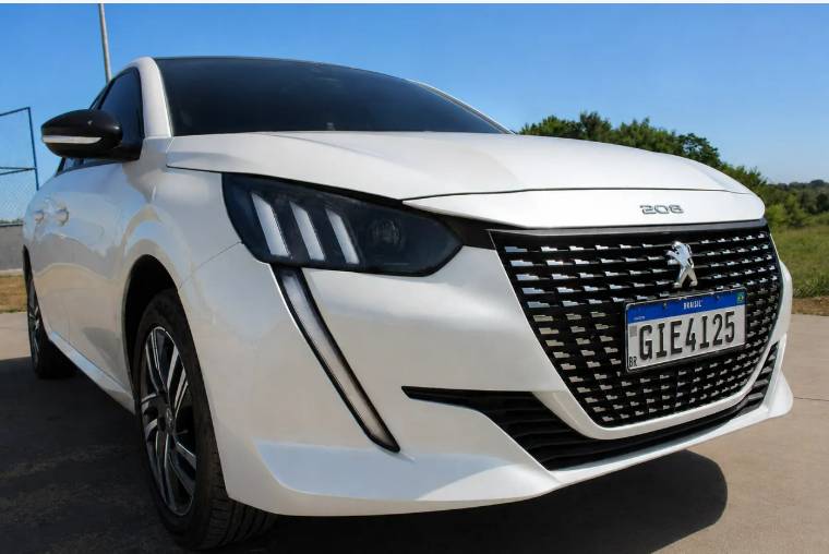 Peugeot 208 Griffe 1.6 Flex 16V 5P Aut. 2023 - Imagem 6