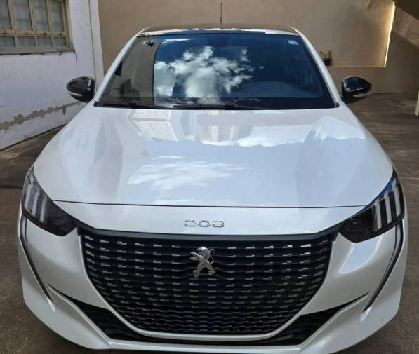 Peugeot 208 Roadtrip 1.6 Flex 16V 5P Aut. 2023