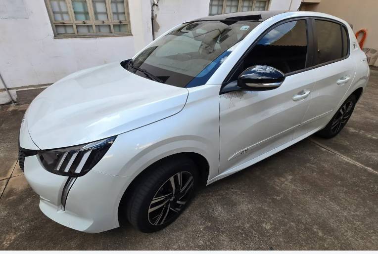 Peugeot 208 Roadtrip 1.6 Flex 16V 5P Aut. 2023 - Imagem 2