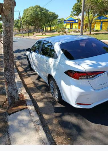 Toyota Corolla XEI 2.0 Flex 16V Aut. 2023 - Imagem 7
