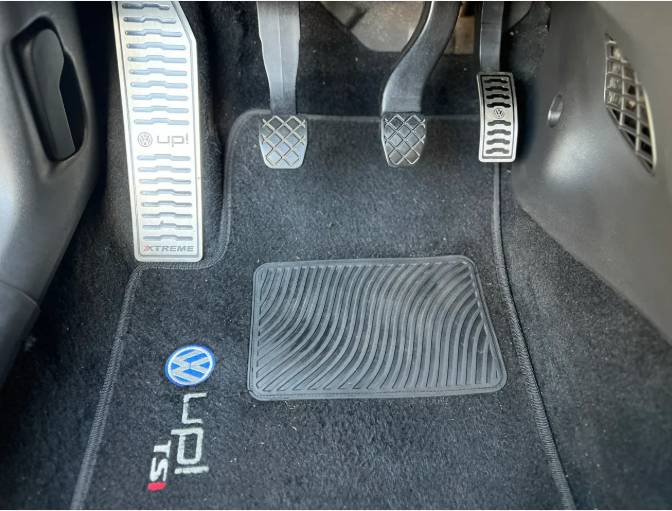 Volkswagen Up! Extreme 1.0 TSI Total Flex 12V 5P 2021 - Imagem 4