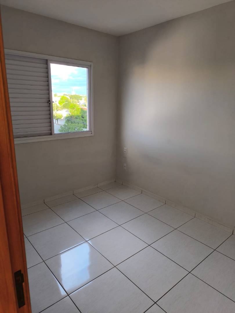 Apartamento pra alugar no bairro Carajás, ótima localização! - Imagem 7