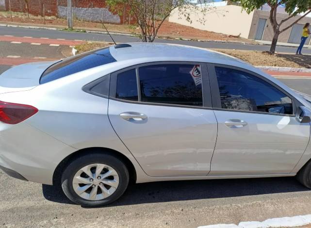 Chevrolet Onix Plus LT 1.0 12V TB Flex Mec. 4P 2020 - Imagem 4