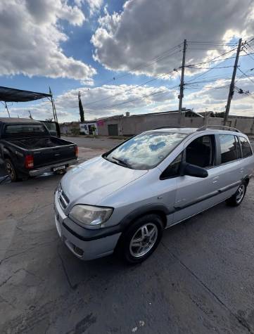 Chevrolet Zafira Elegance 2.0 MPFI Flexpower 8V 5P 2005
