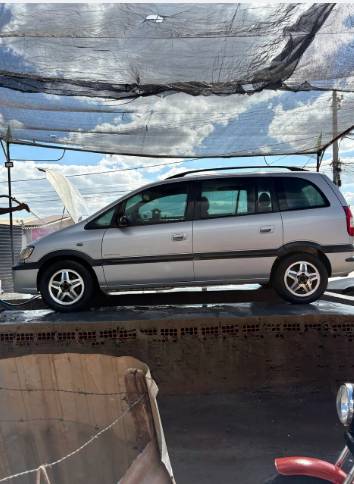 Chevrolet Zafira Elegance 2.0 MPFI Flexpower 8V 5P 2005 - Imagem 5