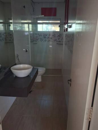 Linda casa no bairro Cidade Jardim. Para quem gosta de casa com janela - Imagem 8