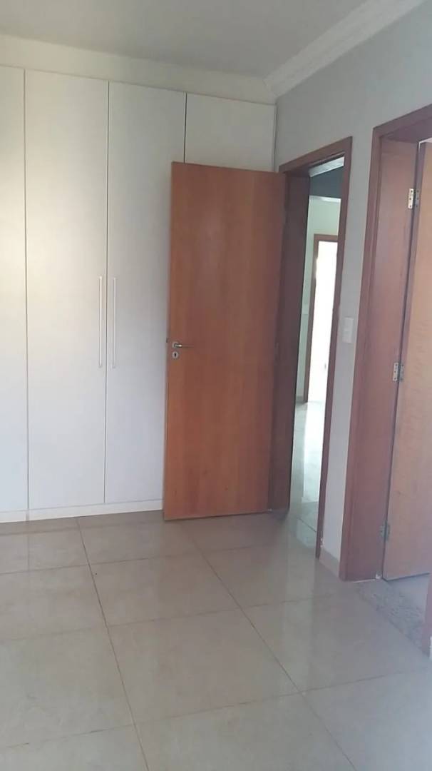 Apartamento em Ótima Localização- Saraiva - Imagem 3