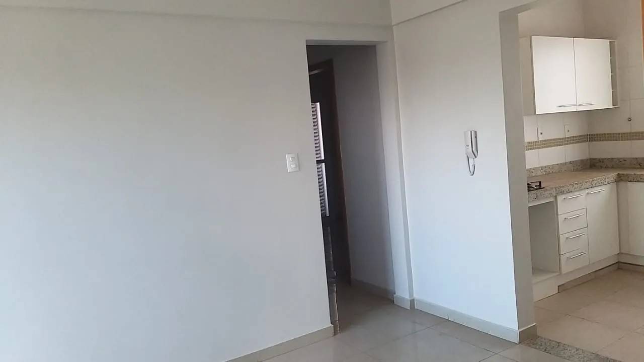 Apartamento em Ótima Localização- Saraiva - Imagem 2