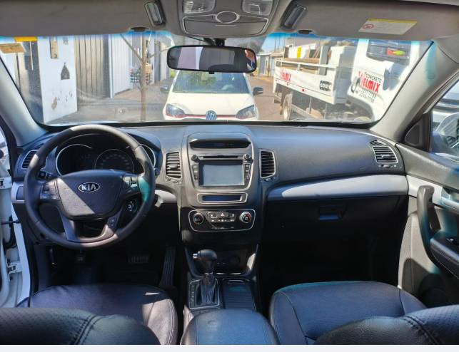 Kia Motors Sorento 2.4 16V 4X2 Aut. 2015 - Imagem 7