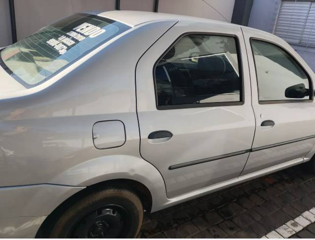 Renault Logan Expres./exp. UP Hi-flex 1.0 16V 4P 2010 - Imagem 2