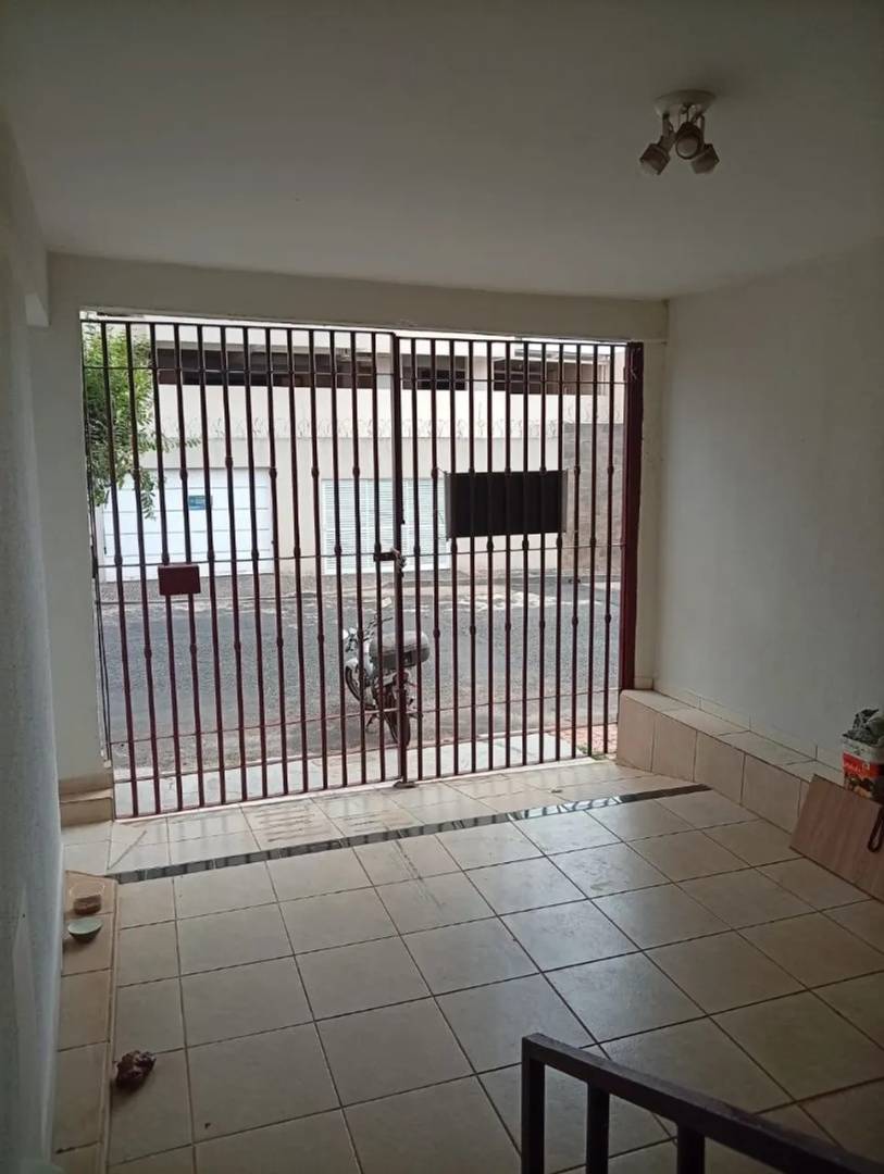 Casa entre UFU e Prefeitura - Imagem 4