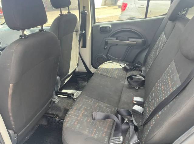 Fiat Uno Vivace/rua 1.0 EVO Fire Flex 8V 5P 2014 - Imagem 4