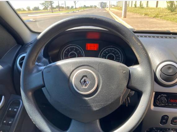 Renault Logan Expression Hi-flex 1.6 8V 4P 2011 - Imagem 4