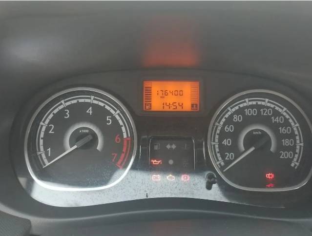 Renault Sandero Expression Hi-flex 1.0 16V 5P 2012 - Imagem 4