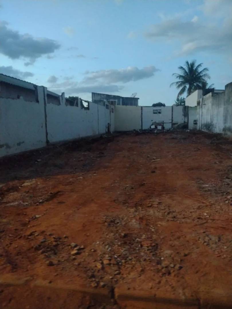 Terreno no bairro Santa Mônica 250 m2