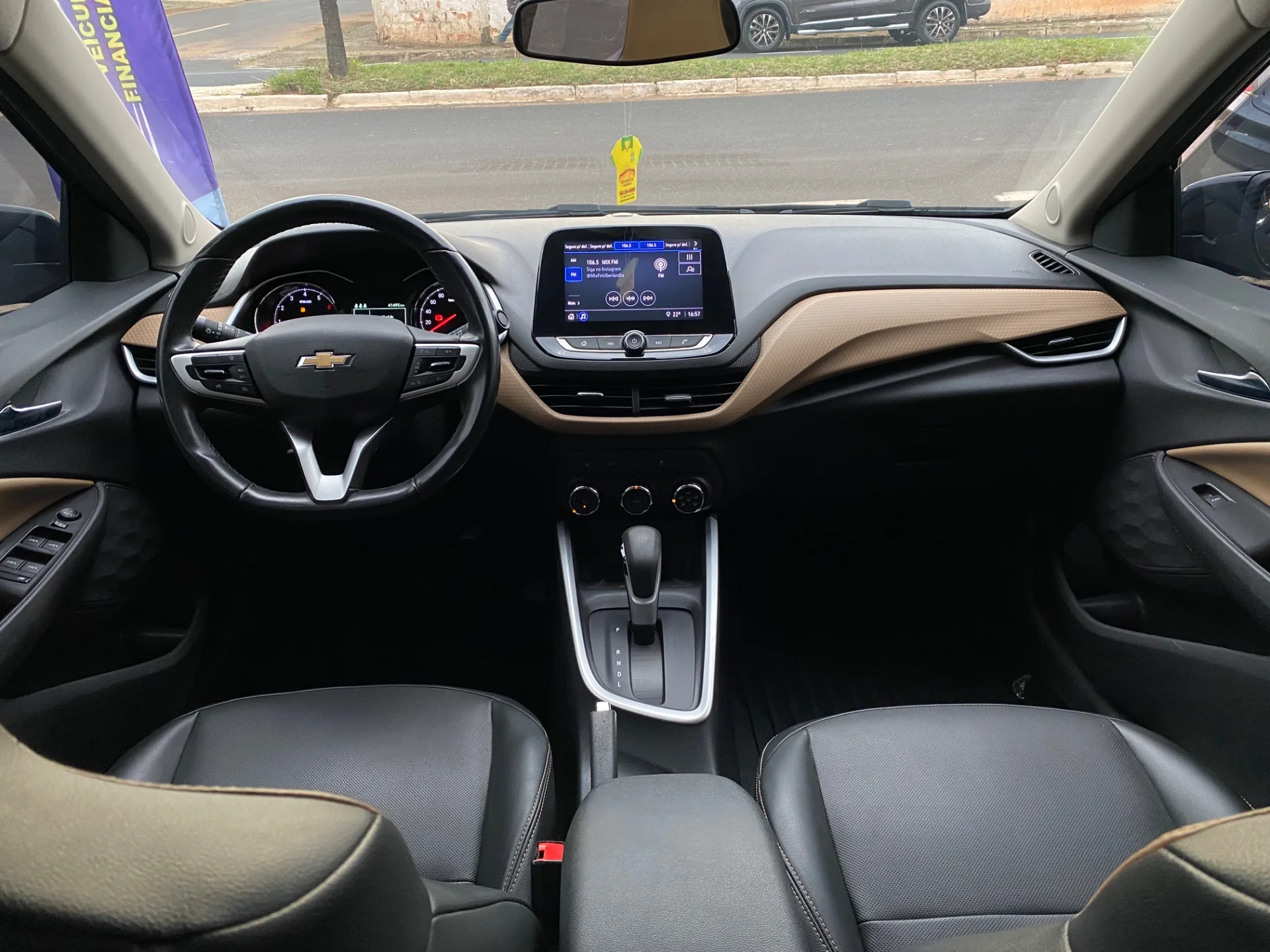CHEVROLET ONIX 1.0 TURBO FLEX PREMIER AUTOMÁTICO - Imagem 7
