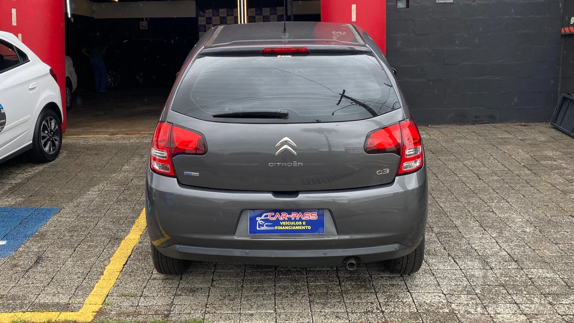 CITROËN C3 1.2 ATTRACTION 12V FLEX 4P MANUAL - Imagem 5