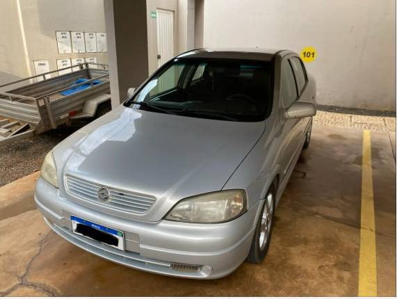 Chevrolet Astra 2.0/ CD/ Sunny/ GLS 2.0 8V 3P 2000