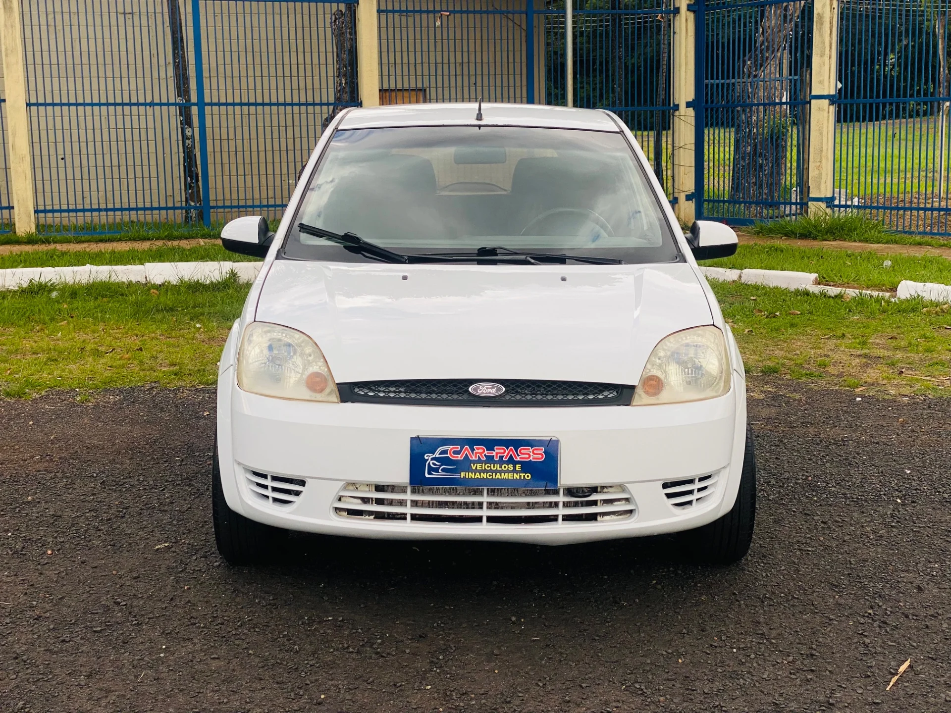 FORD FIESTA 1.0 MPI PERSONNALITÉ 8V GASOLINA 4P MANUAL - Imagem 2