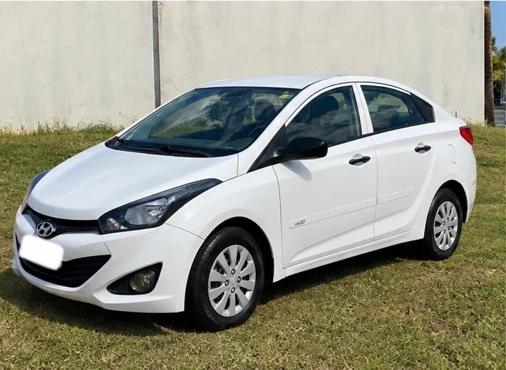 HYUNDAI HB20S 1.0 COMFORT PLUS 12V FLEX 4P MANUAL