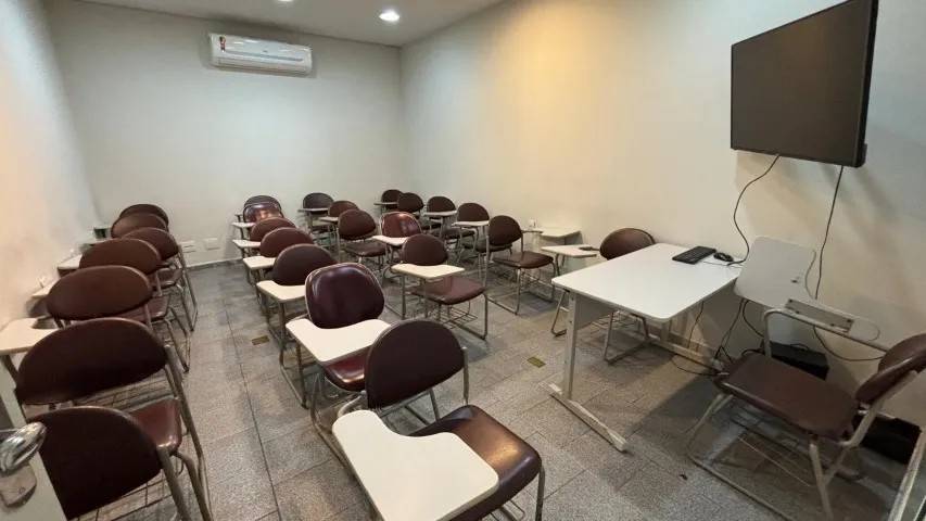 Passo Escola de Cursos com +200 Alunos Ativos e + 70k/mês - Imagem 3