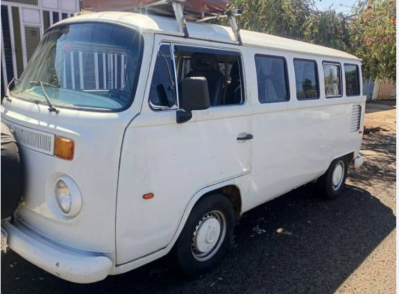 Volkswagen Kombi Standard/ Luxo/ Serie Prata 1996