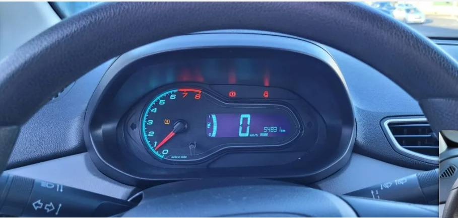Chevrolet Onix Hatch LT 1.0 8V Flex Mec. 4P 2017 - Imagem 7
