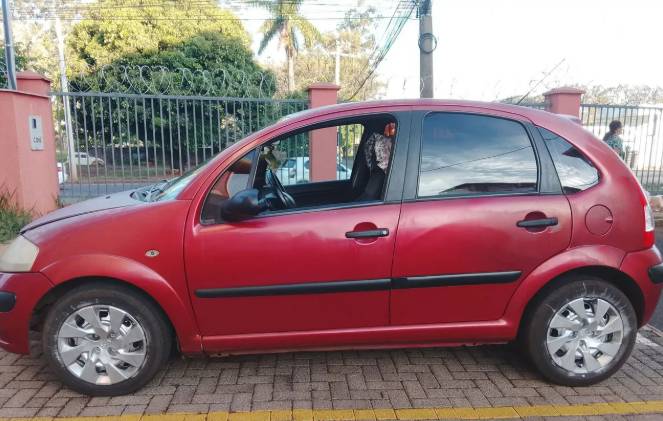 Citroen C3 GLX 1.6/ 1.6 Flex 16V 5P 2005 - Imagem 3